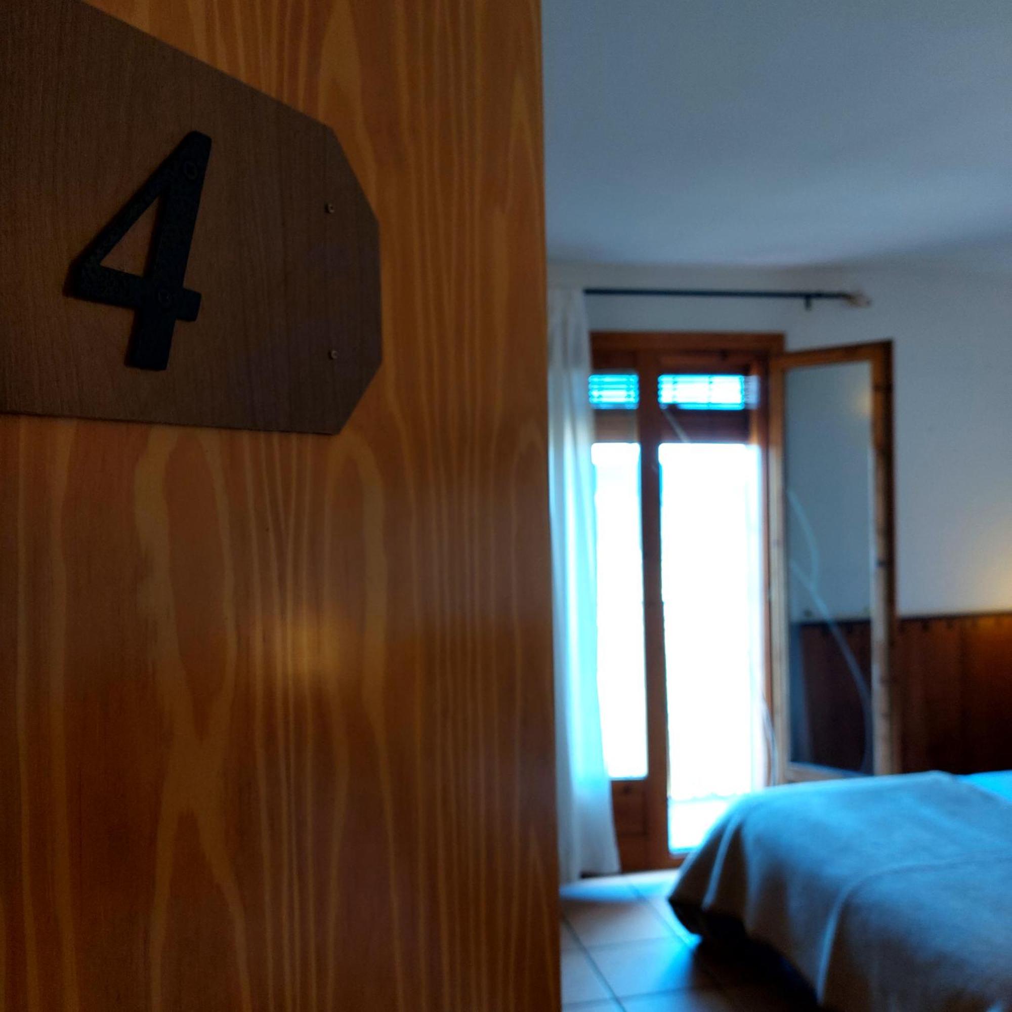 Hostal Tastavins Peñarroya de Tastavins Habitación foto