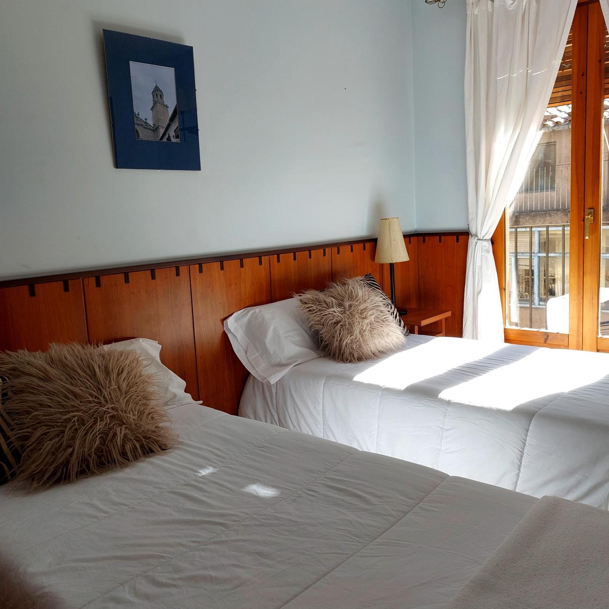 Hostal Tastavins Peñarroya de Tastavins Habitación foto